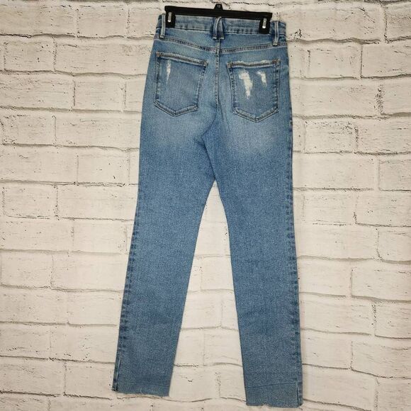 Good American Light Wash Distressed Pockets Denim Cropped Jeans Blue Size 6/28 - Picture 5 of 11